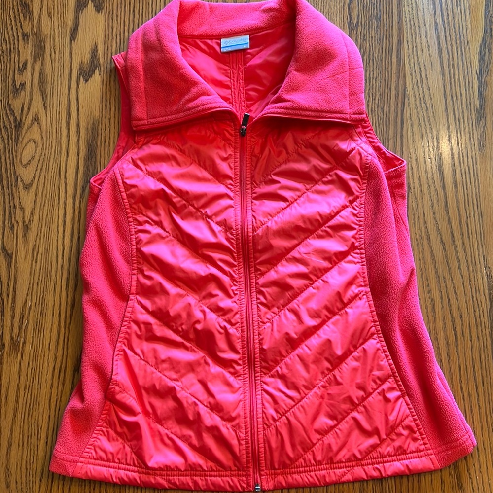 Bright pink Columbia Quilted fleece vest
